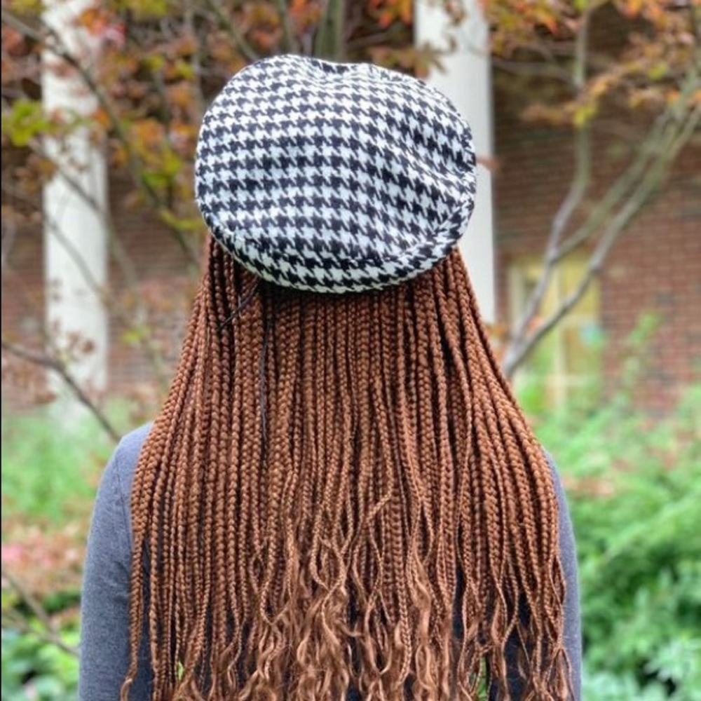 Beret Hat, Black/White | The Garifuna Market